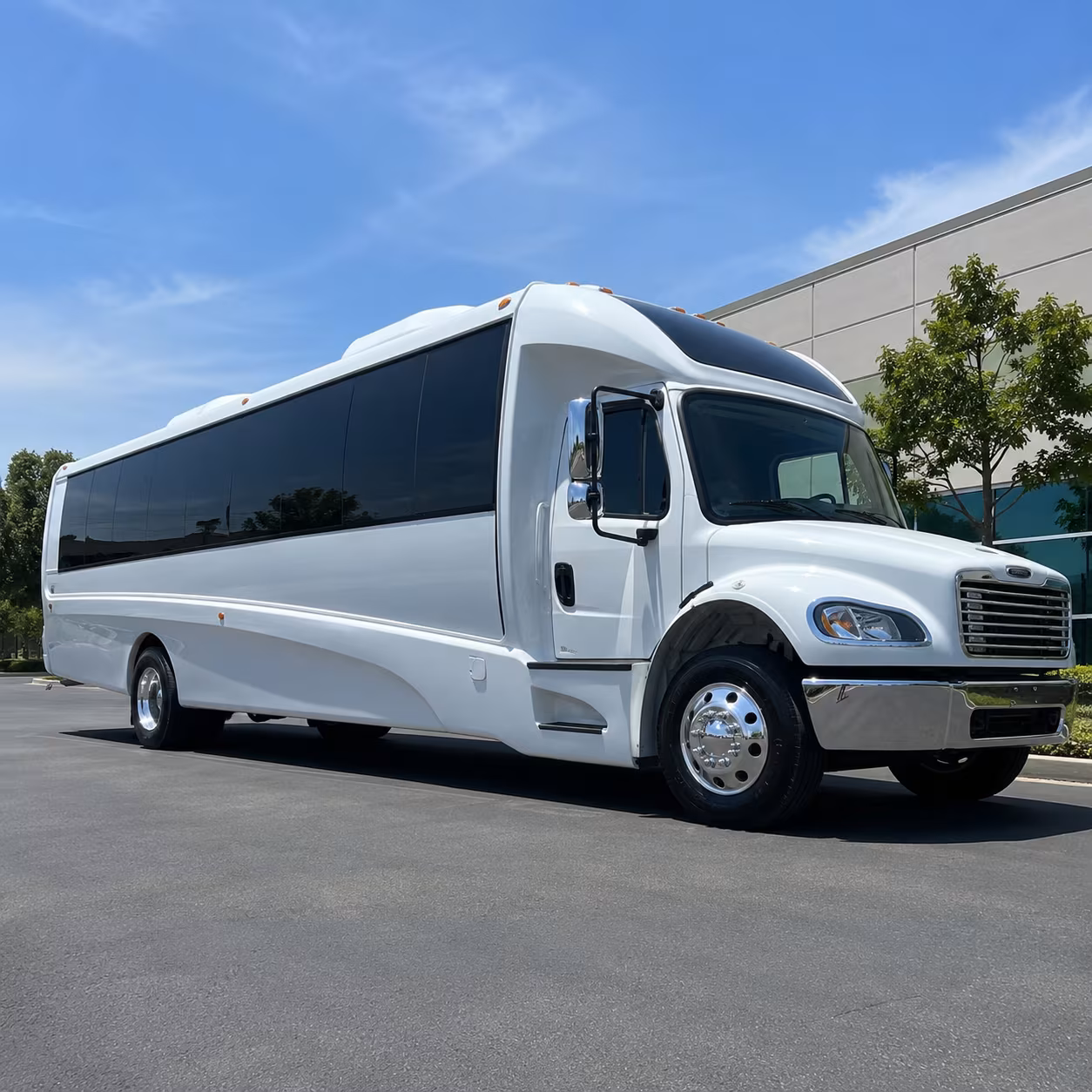 columbia 18 passenger minibus