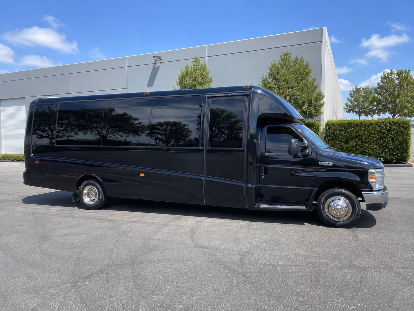 columbia wine tour party bus rental