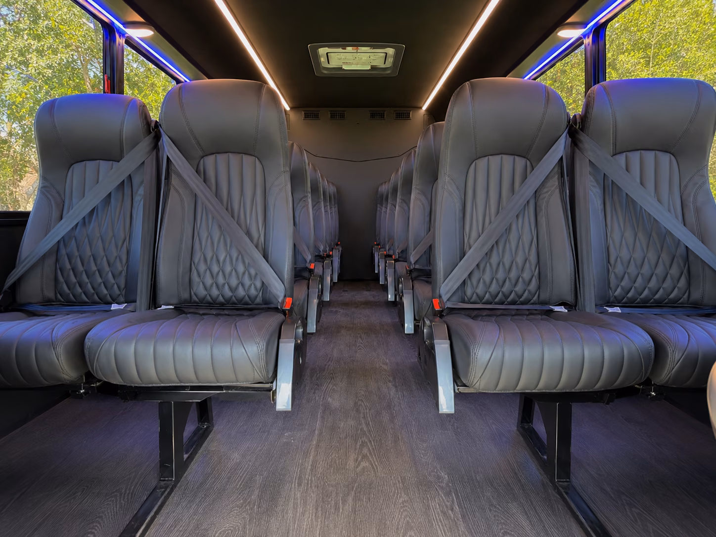 easily book transportation for your next convention or trade show 3